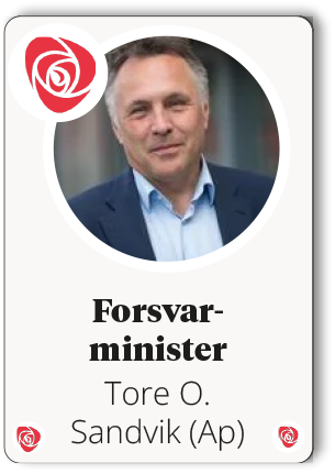 Tore O. Sandvik (Ap),Forsvar ministe